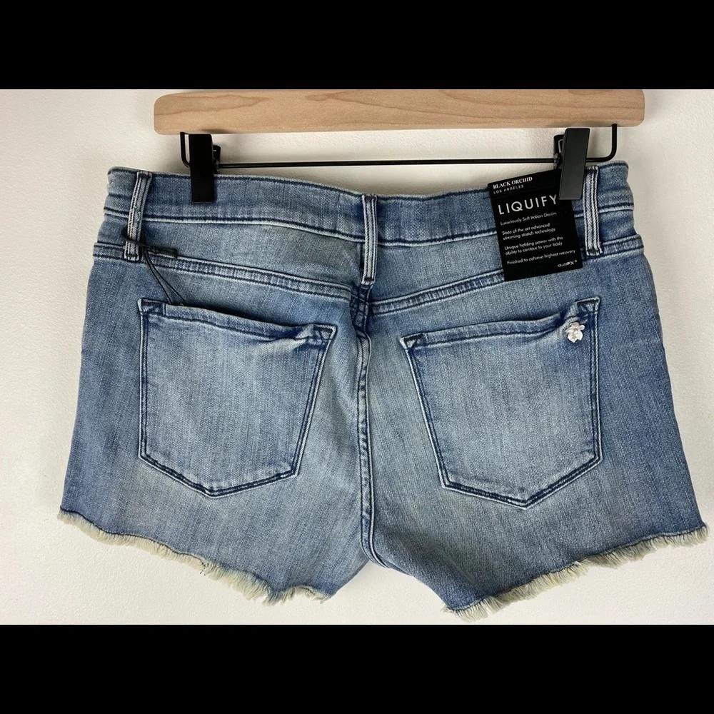 Black Orchid Denim‎ Skylar Snake Print Cutoff Short